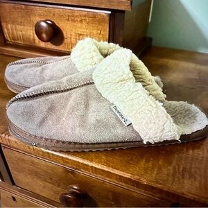 BearPaw Cream Tan Shearling slippers women’s size 11 suede lined mules hard sole